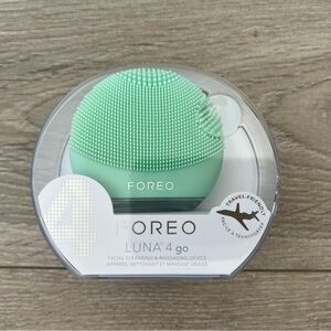 Foreo mini Luna 4 go with charger